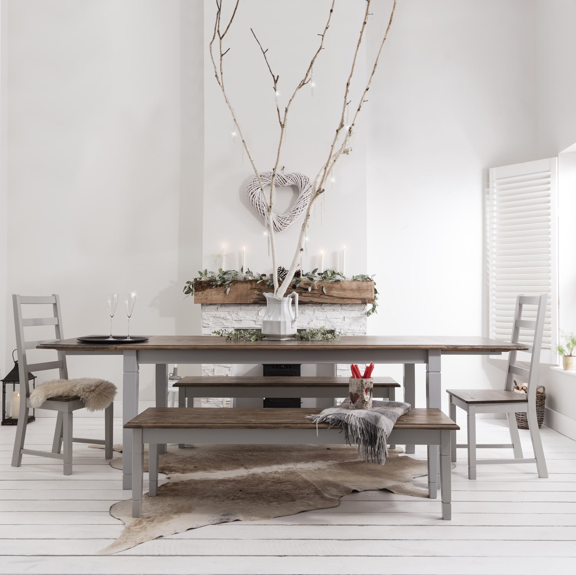 Create the Perfect Nordic Christmas Dining Experience with Nöa & Nani