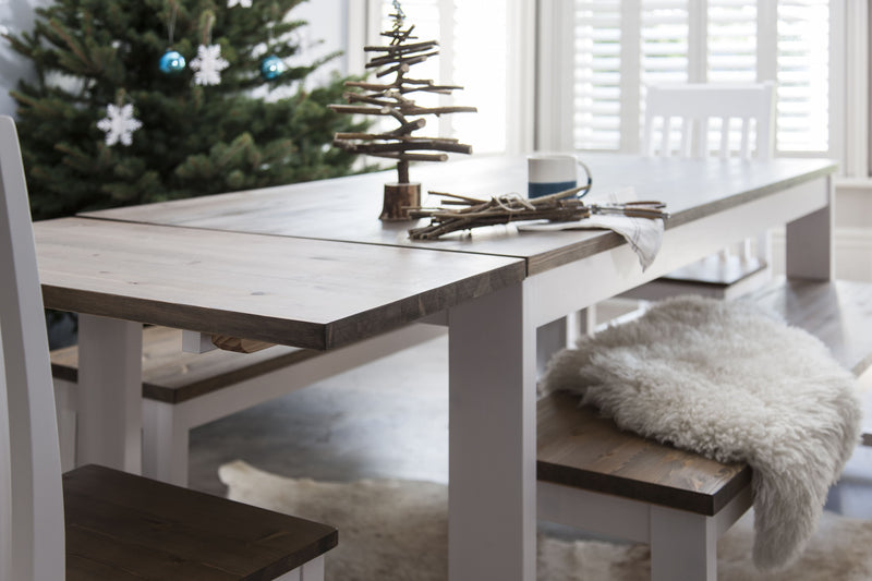 Nordic Dining Table with 2 Extensions in Classic White and Pine