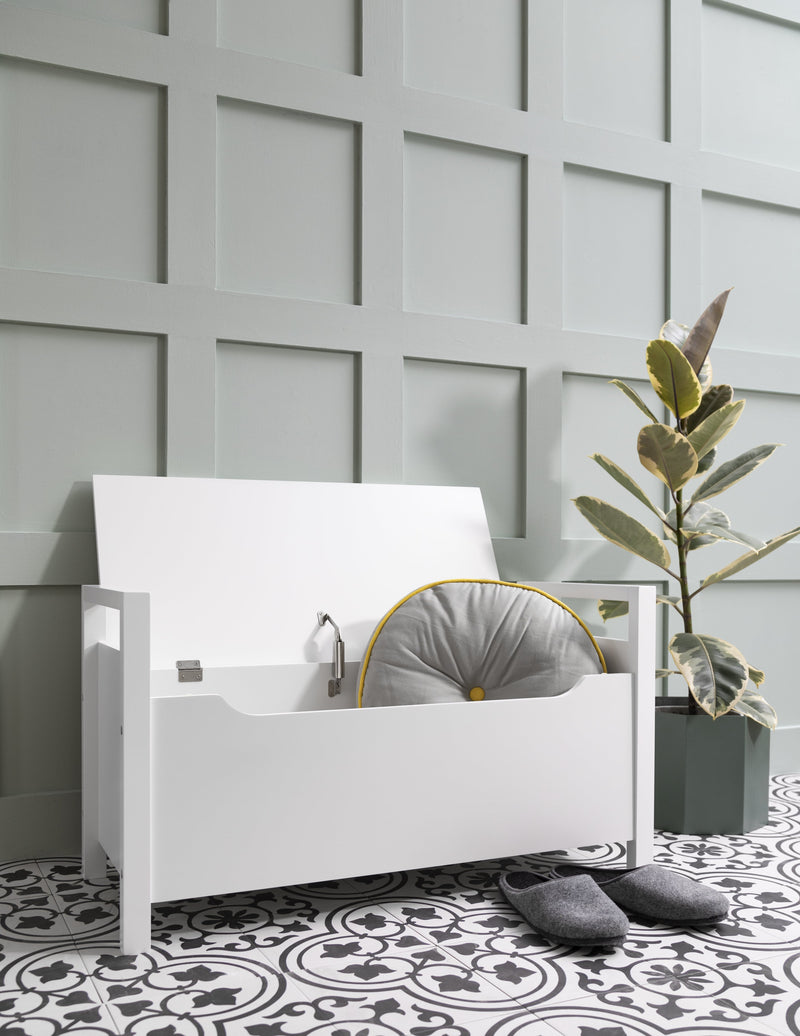 Olsen Storage Bench with Cushion in Classic White