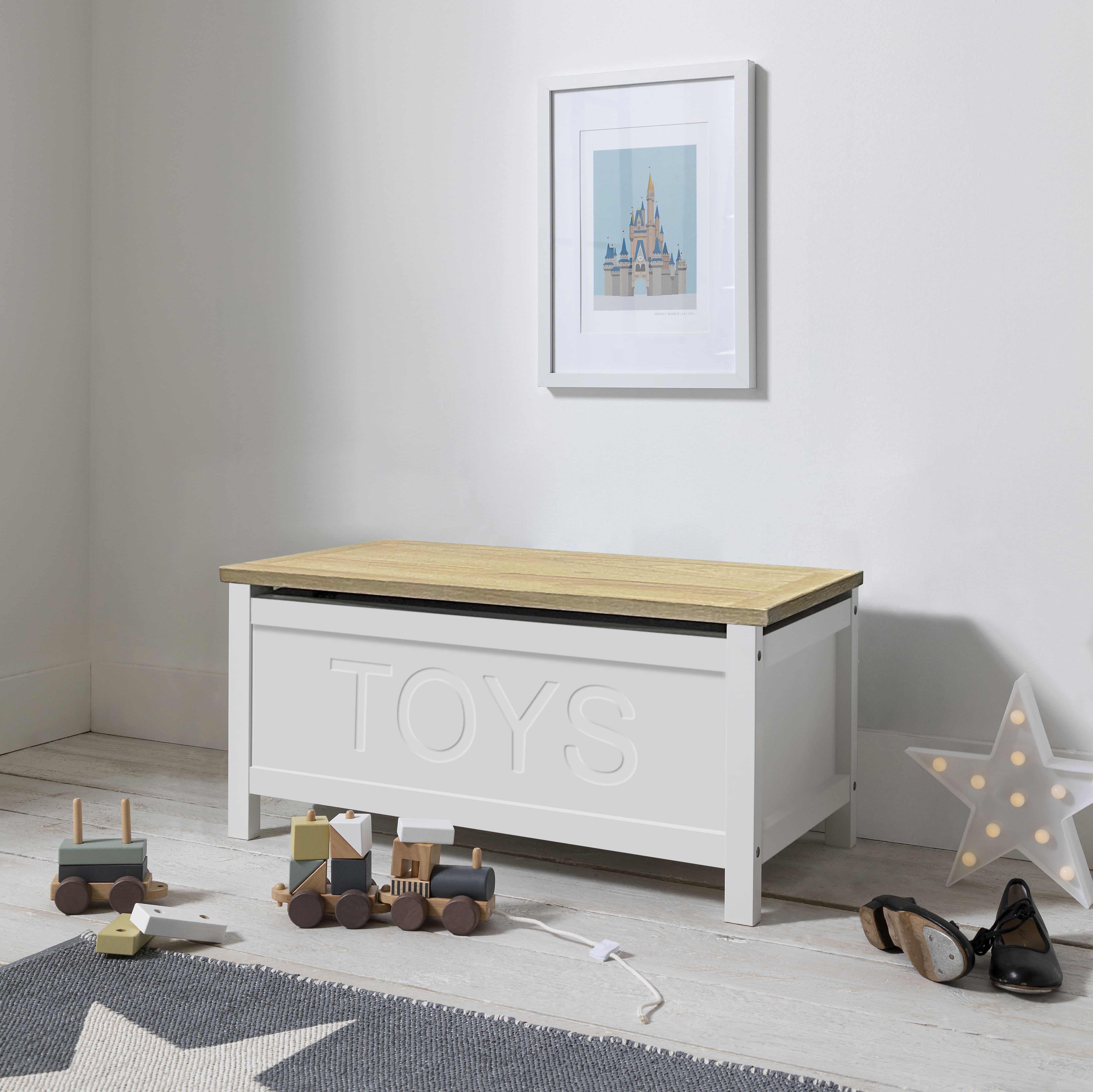 Leines Toy Box in White Toy Storage with Natural Pine Top Noa Nani Noa Nani