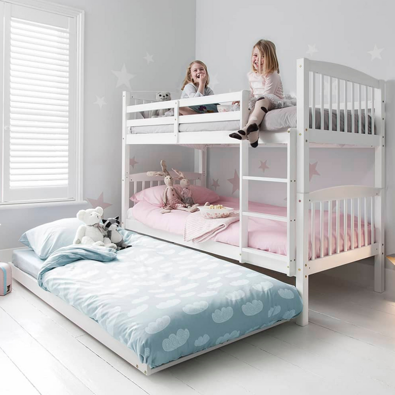 Brighton Bunk Bed with Matheus Pull out Trundle in Classic White