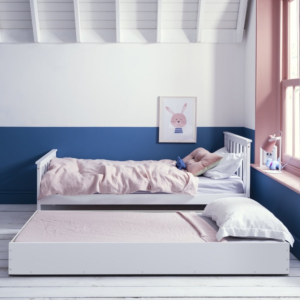 https://www.noaandnani.co.uk/cdn/shop/products/dorset-single-bed-with-olaf-trundle-in-white-p1334-13022_image.jpg?v=1673966583