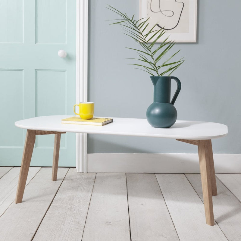 https://www.noaandnani.co.uk/cdn/shop/products/malme-contemporary-coffee-table-in-classic-white-and-natural-pine-p1153-7553_image.jpg?v=1673966526&width=800
